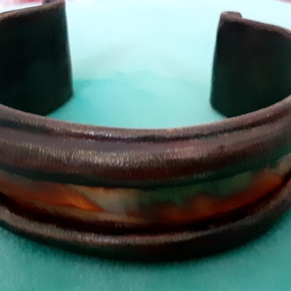 Three Cuff Bracelets. - Picture 3 of 10